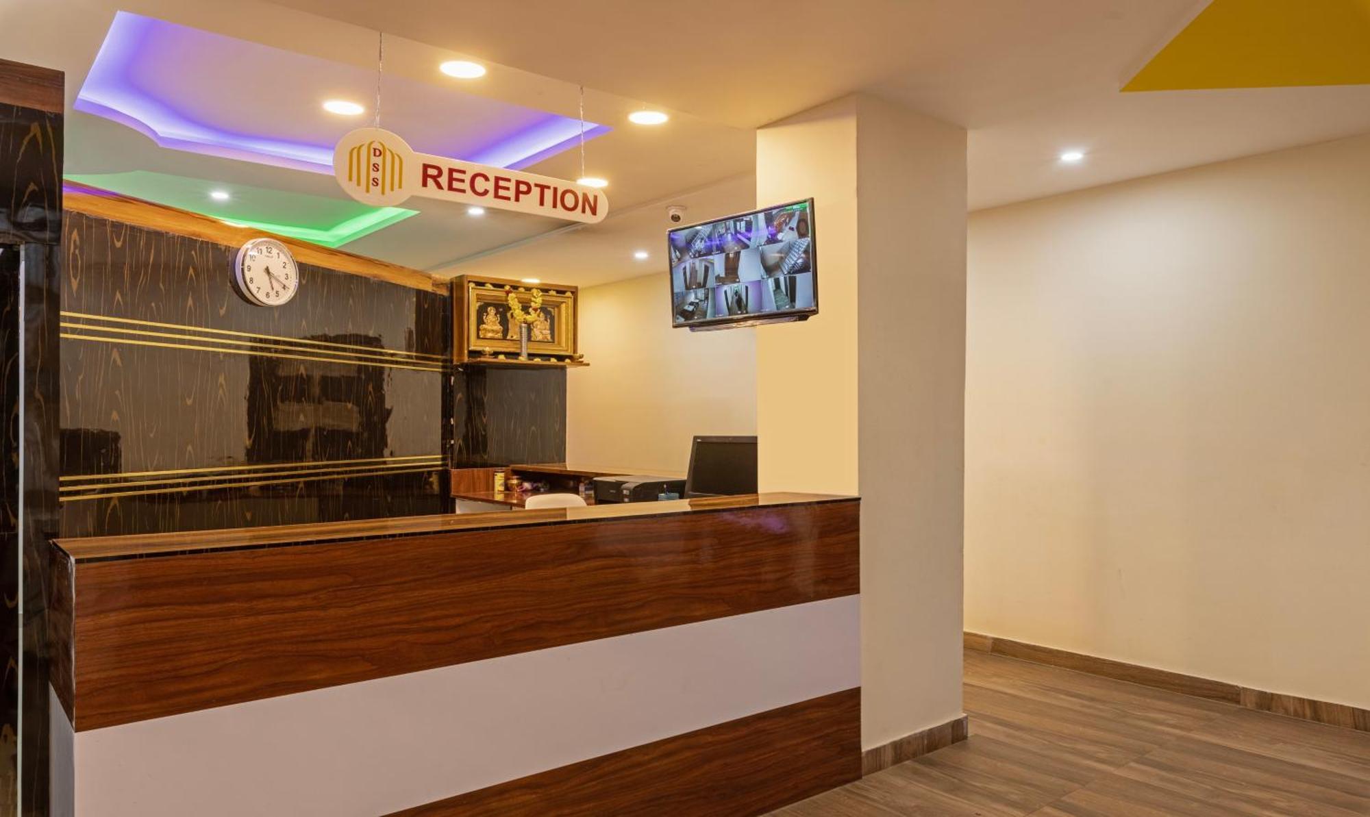 Treebo Nandi Comforts, Peenya Bengaluru Kültér fotó